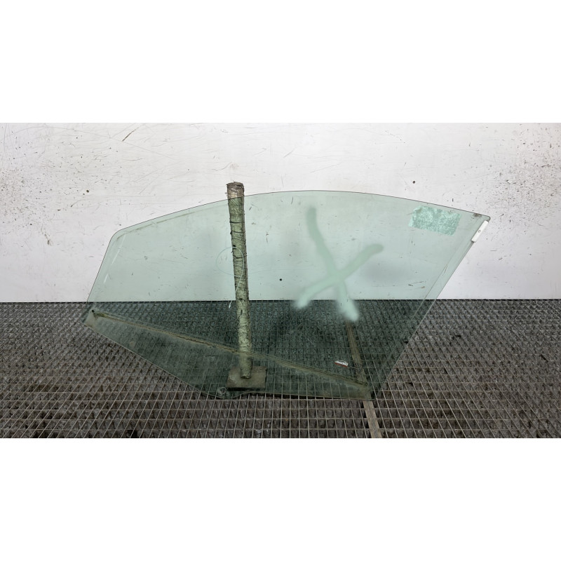 Vitre avant droit FIAT PANDA 2 Photo n°4