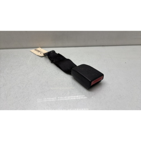 Attache ceinture arriere gauche PEUGEOT 206 Photo n°1