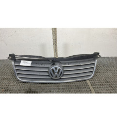 Calandre VOLKSWAGEN PASSAT 4 Photo n°1