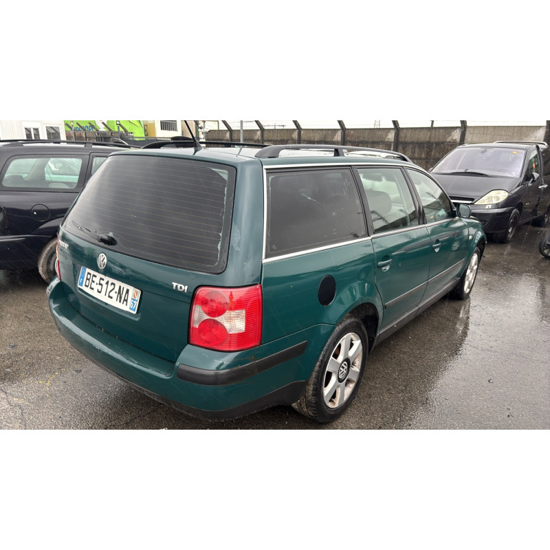 Calandre VOLKSWAGEN PASSAT 4 Photo n°7