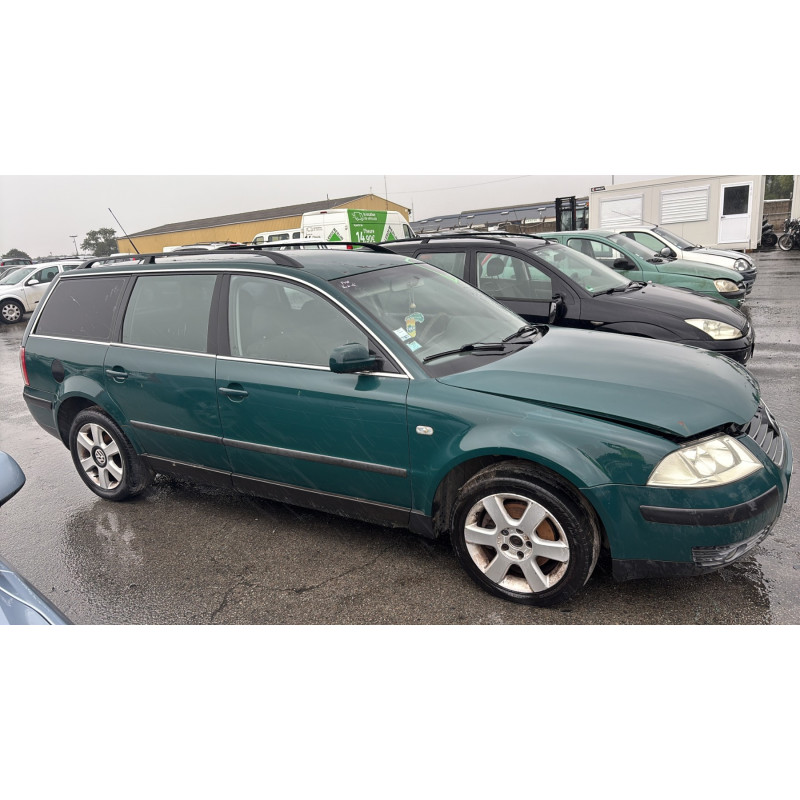 Calandre VOLKSWAGEN PASSAT 4 Photo n°11