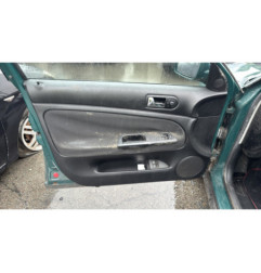 Calandre VOLKSWAGEN PASSAT 4