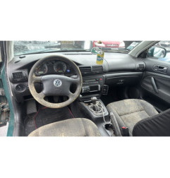Calandre VOLKSWAGEN PASSAT 4