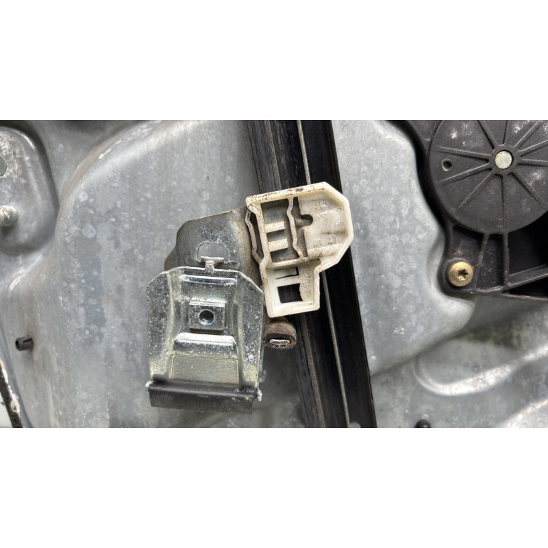 Leve vitre electrique avant droit VOLKSWAGEN PASSAT 4 Photo n°5