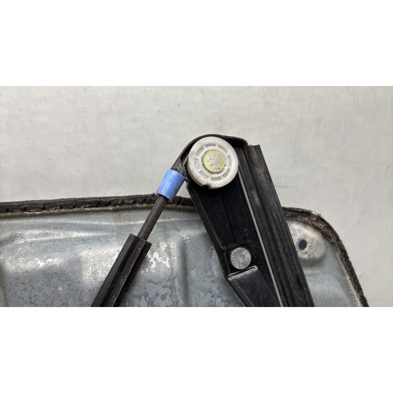 Leve vitre electrique avant droit VOLKSWAGEN PASSAT 4 Photo n°7