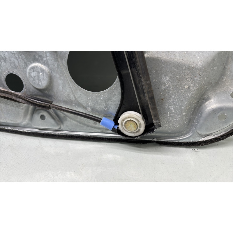 Leve vitre electrique avant droit VOLKSWAGEN PASSAT 4 Photo n°9
