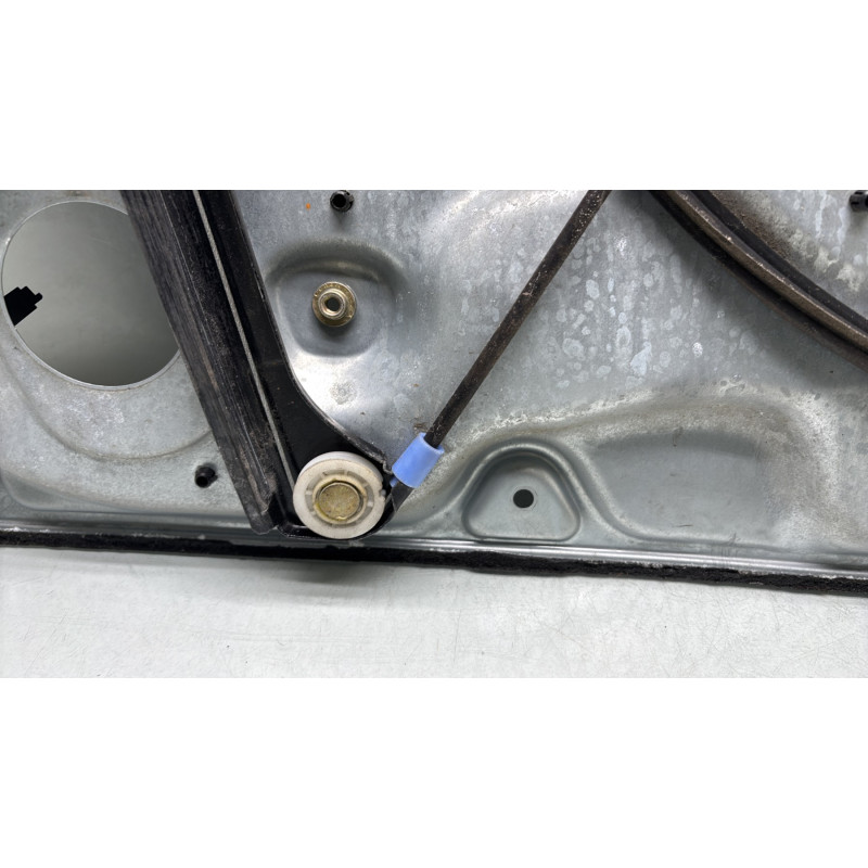 Leve vitre electrique avant droit VOLKSWAGEN PASSAT 4 Photo n°10