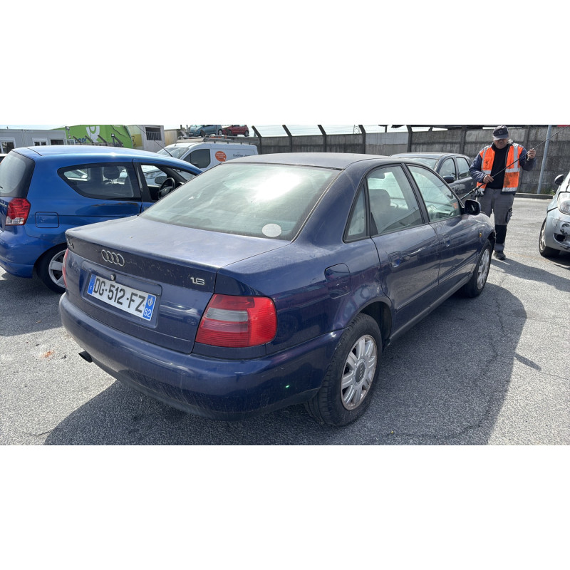 Pare choc arriere AUDI A4 1 Photo n°9