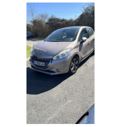 Plage arriere PEUGEOT 208 1