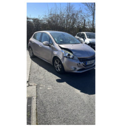 Plage arriere PEUGEOT 208 1