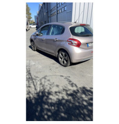 Plage arriere PEUGEOT 208 1
