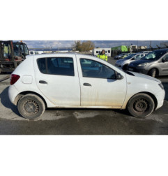 Poignee porte avant gauche DACIA SANDERO 2