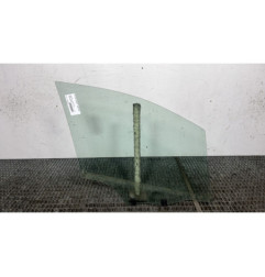 Vitre avant gauche PEUGEOT 208 1
