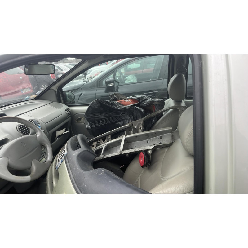 Eclairage de plaque RENAULT TWINGO 1 Photo n°12