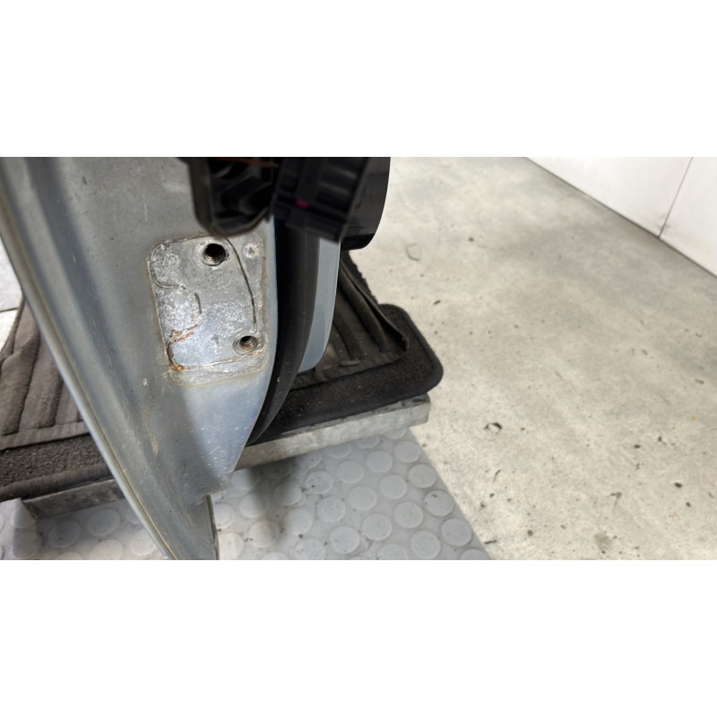 Porte avant droit VOLKSWAGEN PASSAT 6 Photo n°5