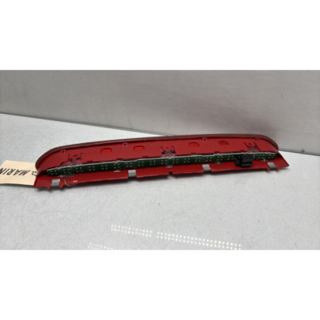 Feu arriere stop central VOLKSWAGEN PASSAT 6
