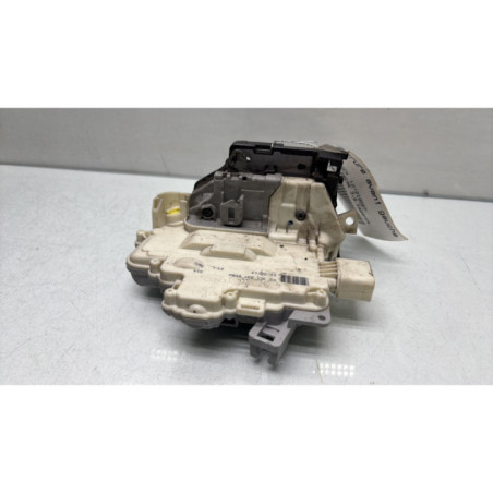 Serrure avant gauche VOLKSWAGEN PASSAT 6