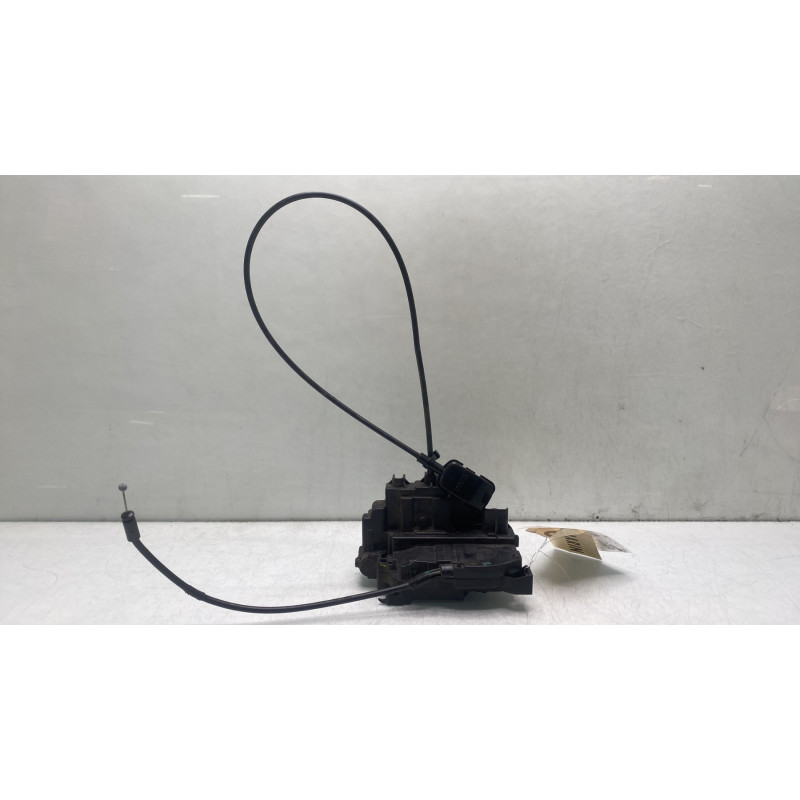 Serrure avant droit RENAULT CLIO 3 Photo n°1