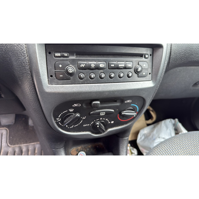 Boitier BSI PEUGEOT 206 Photo n°20