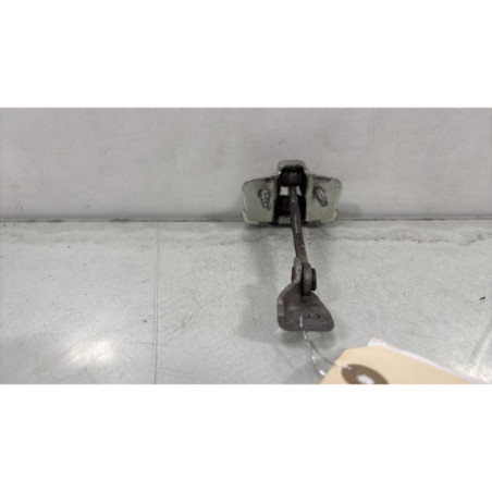 Arret de porte avant gauche DACIA SANDERO 2