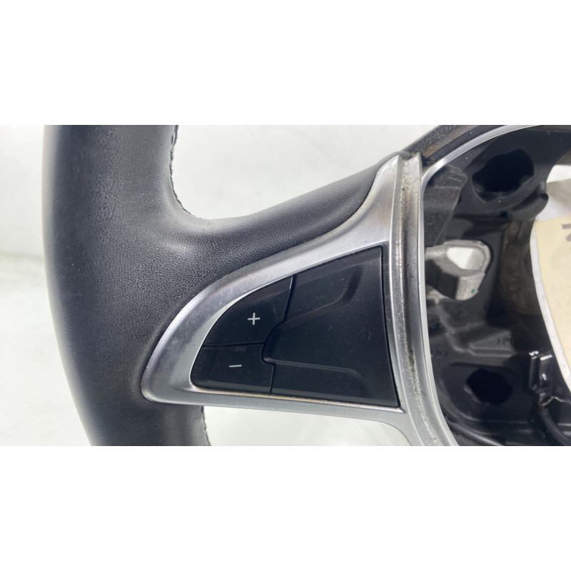 Volant DACIA SANDERO 2 Photo n°4