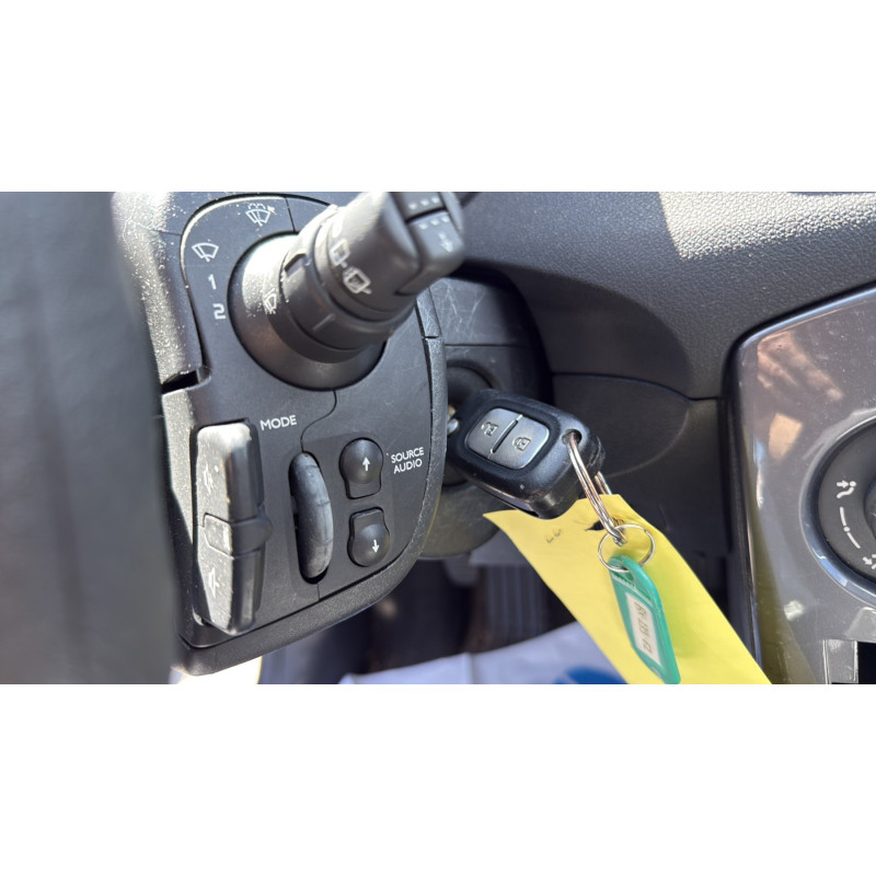 Boitier filtre a air RENAULT CLIO 3 Photo n°20