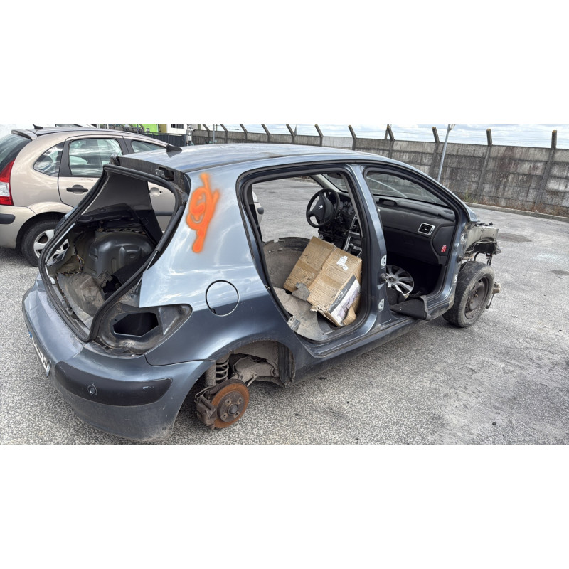 Pare choc arriere PEUGEOT 307 Photo n°11