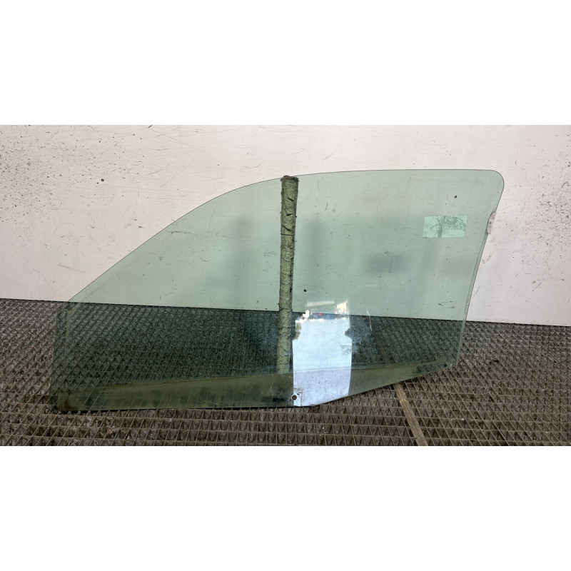 Vitre avant droit RENAULT CLIO 2 Photo n°4