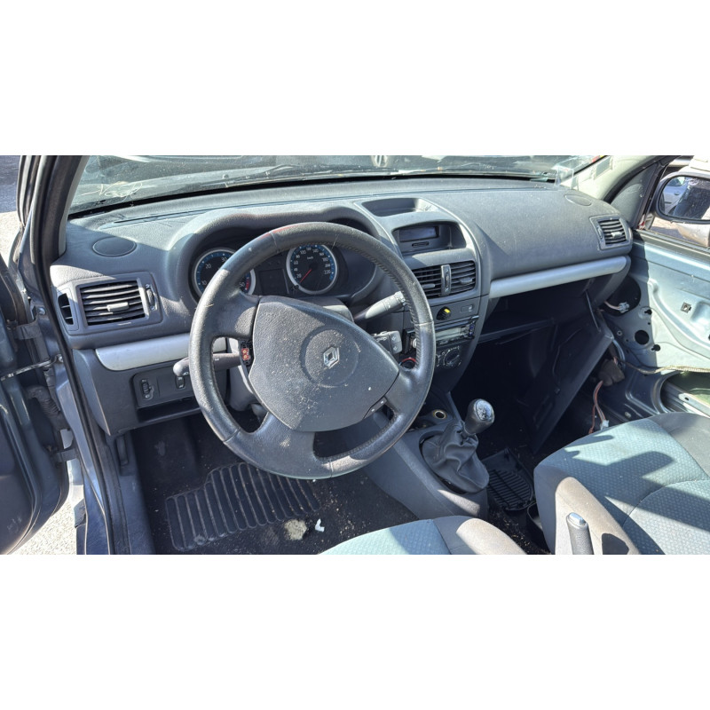 Vitre avant droit RENAULT CLIO 2 Photo n°15