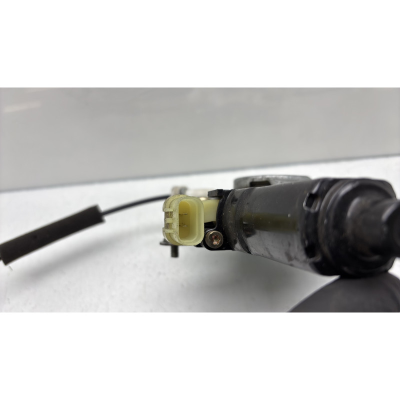 Leve vitre electrique avant gauche HYUNDAI GETZ Photo n°5