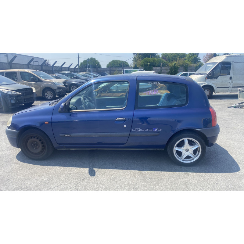 Poignee porte avant gauche RENAULT CLIO 2 Photo n°10