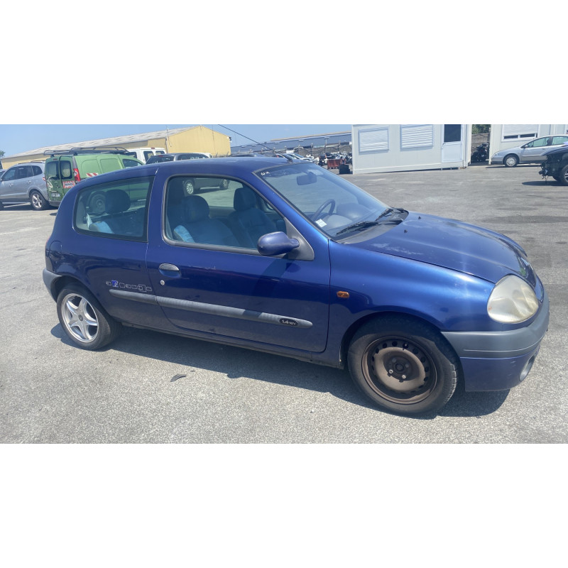 Poignee porte avant gauche RENAULT CLIO 2 Photo n°11