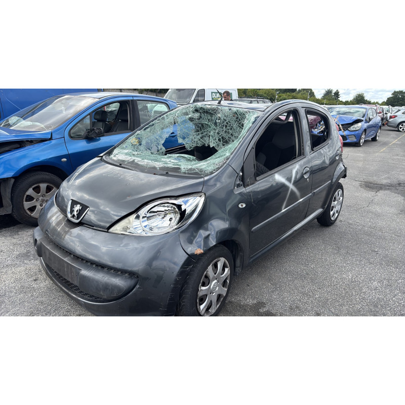 Leve vitre electrique avant gauche PEUGEOT 107 Photo n°4