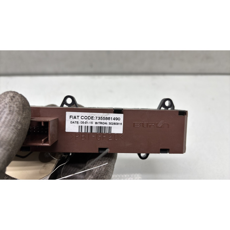 Bouton de warning PEUGEOT BOXER 3 Photo n°4