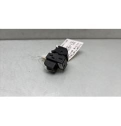 Interrupteur de leve vitre arriere droit AUDI A4 4