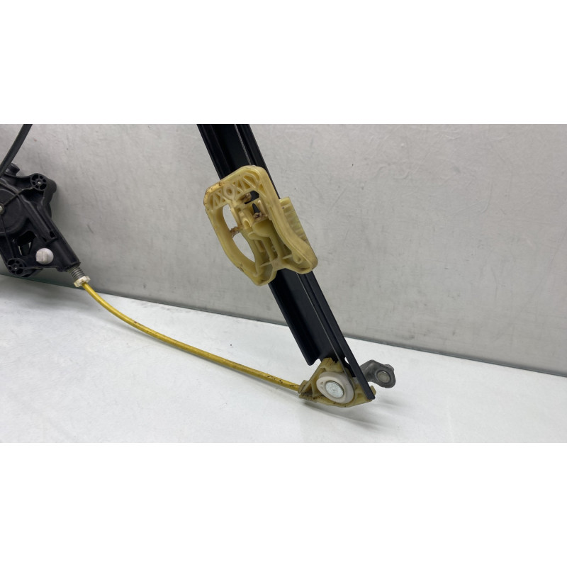 Leve vitre electrique avant droit AUDI A4 4 Photo n°3