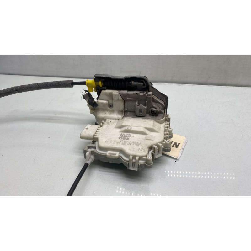 Serrure avant droit AUDI A4 4 Photo n°4