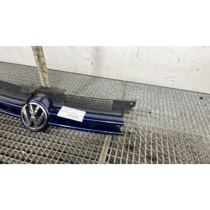 Calandre VOLKSWAGEN GOLF 4 Photo n°3