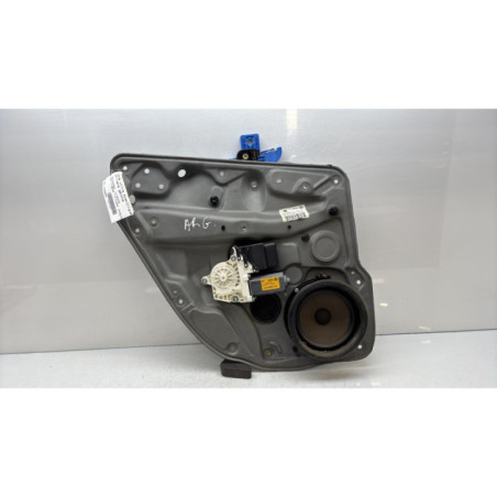 Leve vitre electrique arriere gauche VOLKSWAGEN GOLF 4 Photo n°1