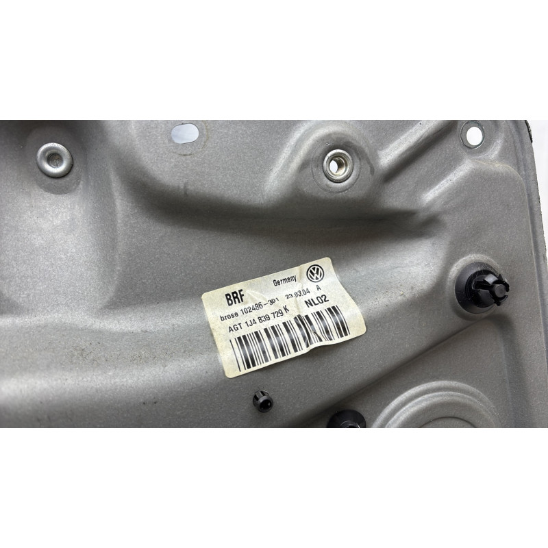 Leve vitre electrique arriere gauche VOLKSWAGEN GOLF 4 Photo n°2