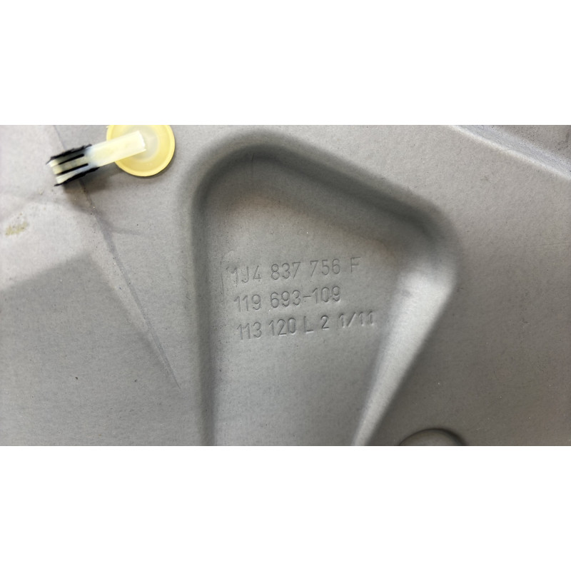 Leve vitre electrique avant droit VOLKSWAGEN GOLF 4 Photo n°3