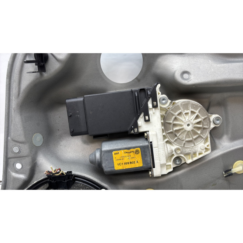 Leve vitre electrique avant droit VOLKSWAGEN GOLF 4 Photo n°4