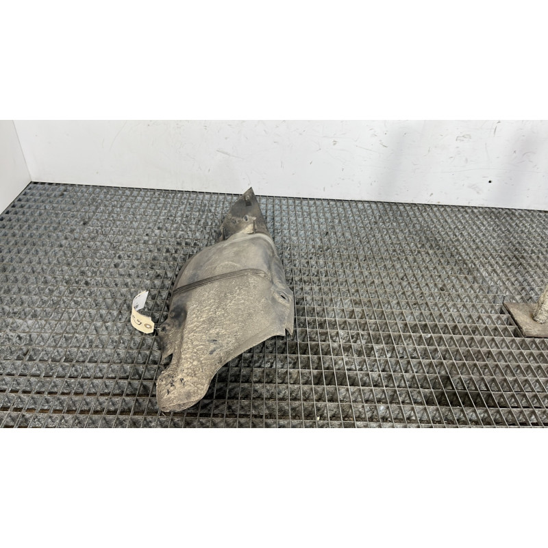 Pare boue arriere droit RENAULT CLIO 2 CAMPUS Photo n°2