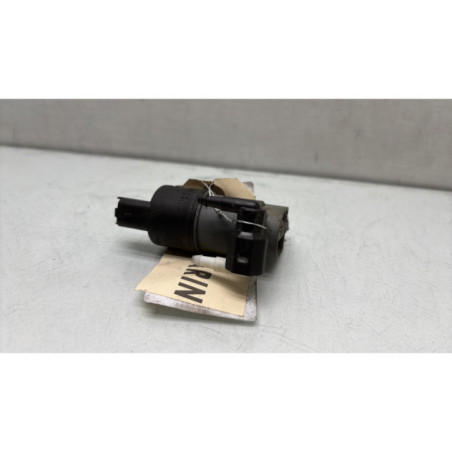 Pompe lave glace avant RENAULT CLIO 2 CAMPUS Photo n°1
