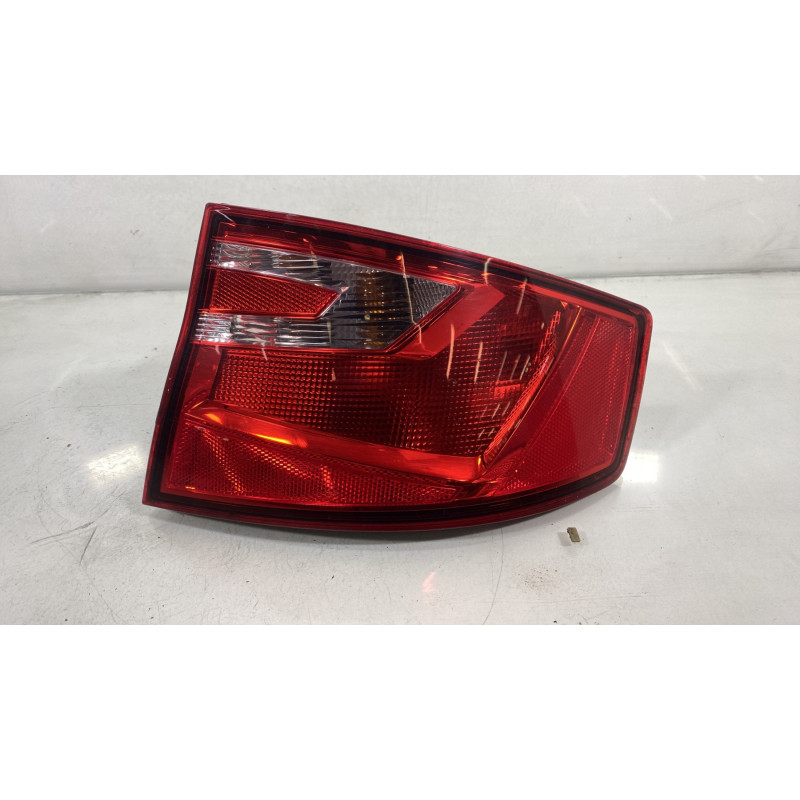 Feu arriere principal droit (feux) SEAT TOLEDO 4 Photo n°1