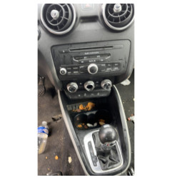 Vitre avant droit AUDI A1 1