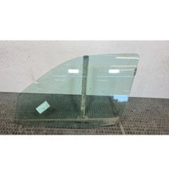 Vitre avant gauche RENAULT CLIO 2 Photo n°1