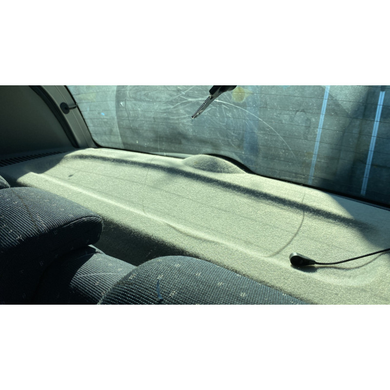 Vitre avant gauche RENAULT CLIO 2 Photo n°17