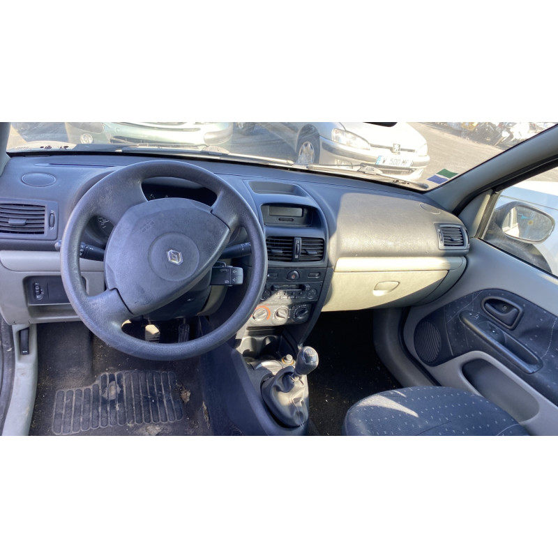 Calculateur moteur RENAULT CLIO 2 Photo n°17