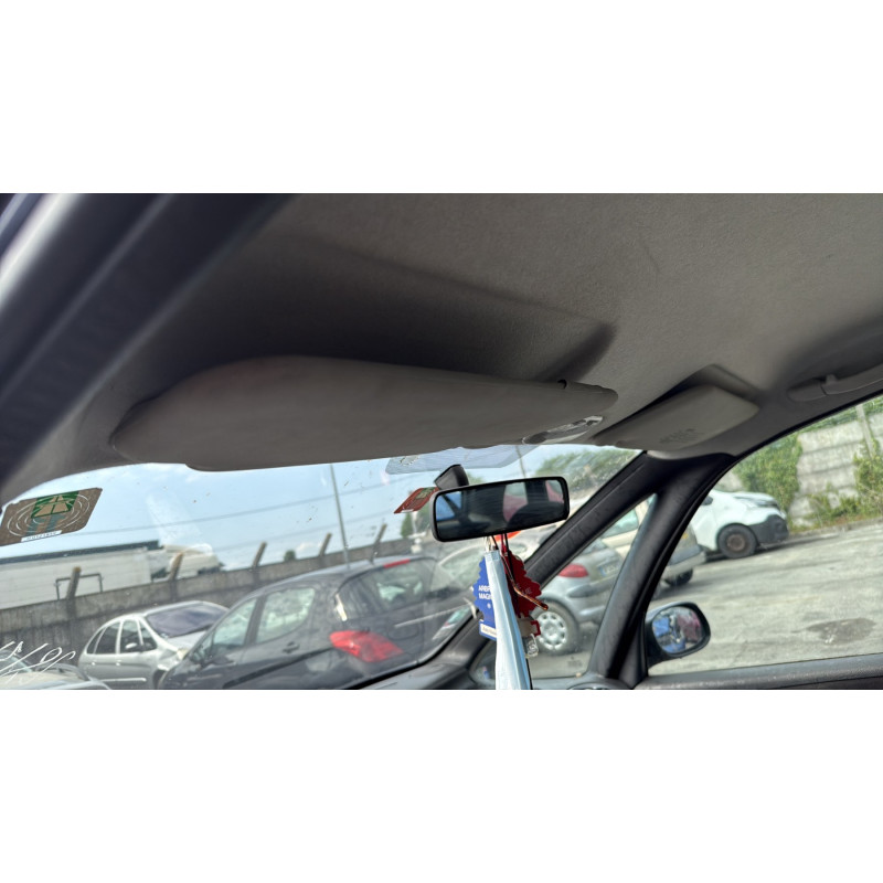 Feu arriere stop central CITROEN XSARA PICASSO Photo n°15